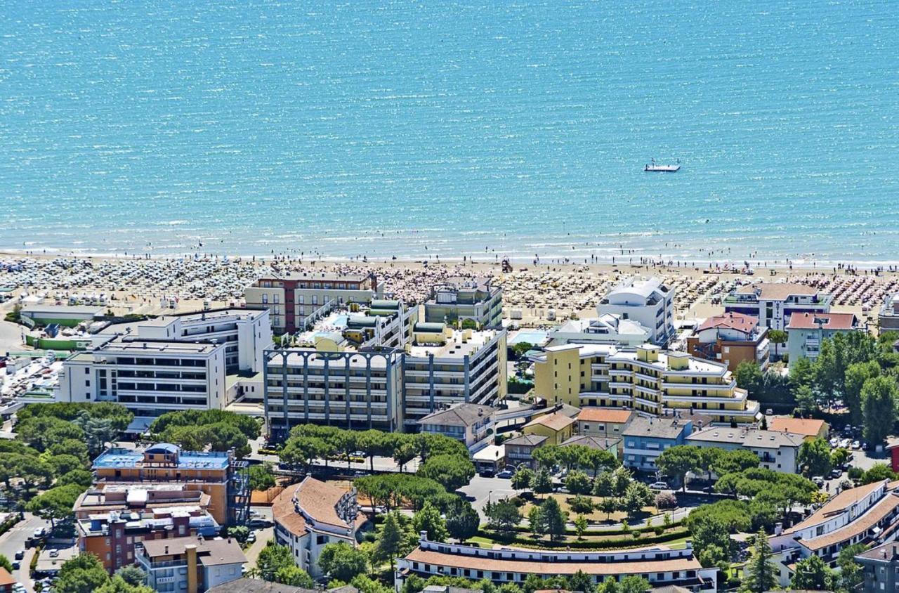 Residence Cristoforo Colombo - Carraro Immobiliare - Family Apartments Caorle Buitenkant foto