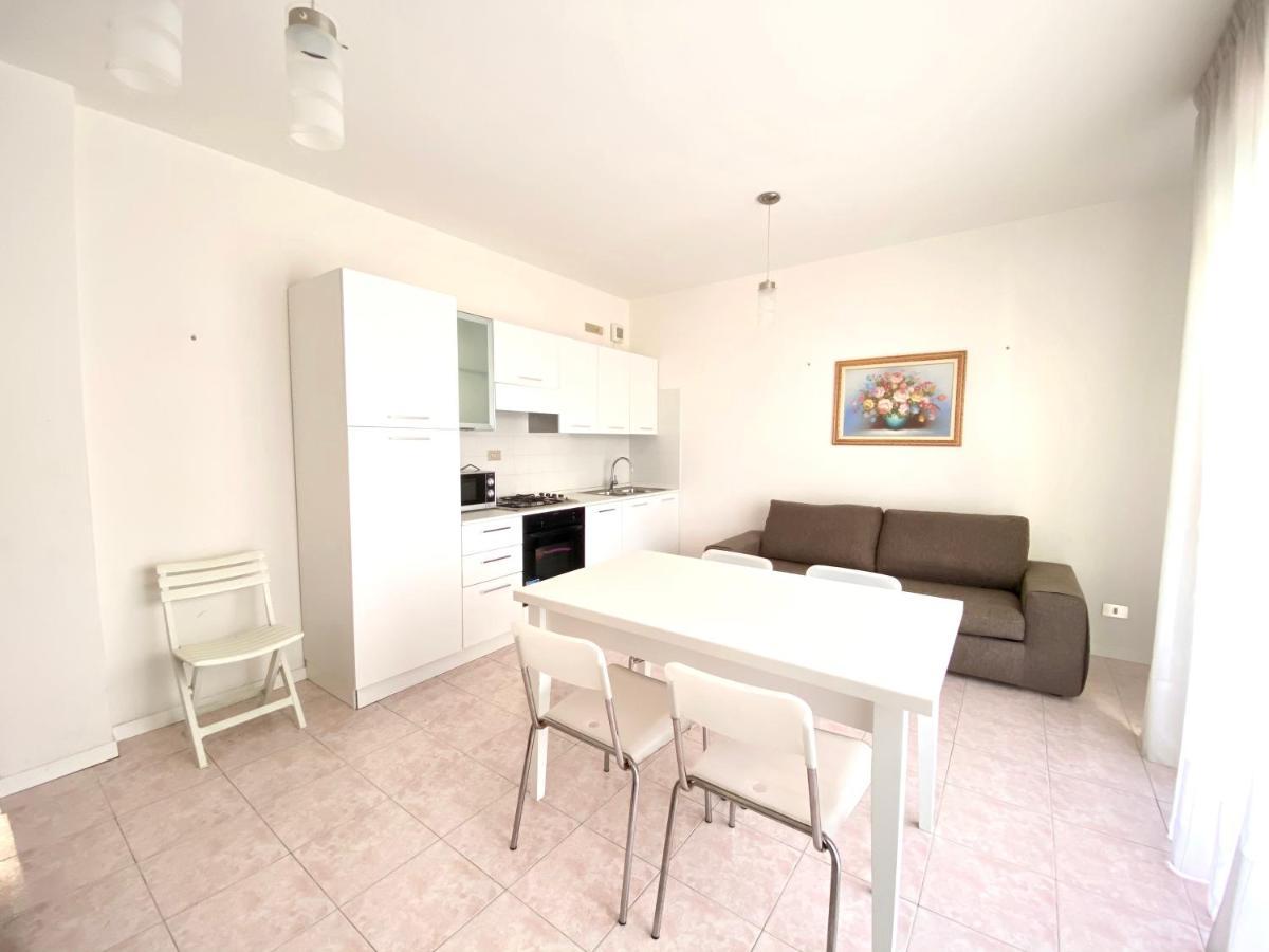 Residence Cristoforo Colombo - Carraro Immobiliare - Family Apartments Caorle Buitenkant foto