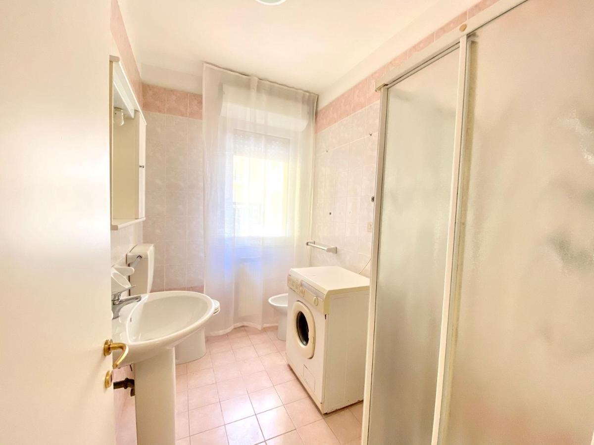 Residence Cristoforo Colombo - Carraro Immobiliare - Family Apartments Caorle Buitenkant foto